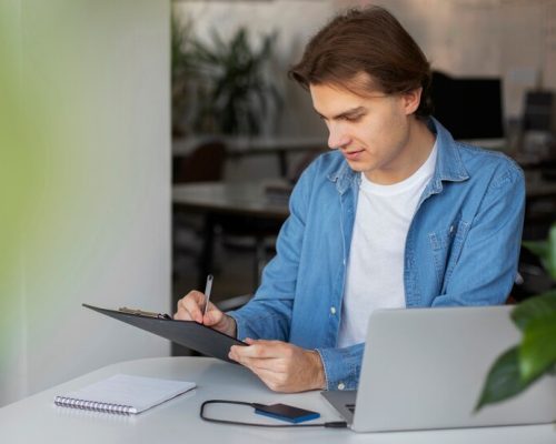 man-using-external-storage-used_23-2149388528 man-using-external-storage-used_23-2149388528